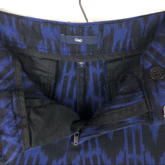 GAP Blue & Black Patterned 100% Cotton Shorts - Picture 6 of 7